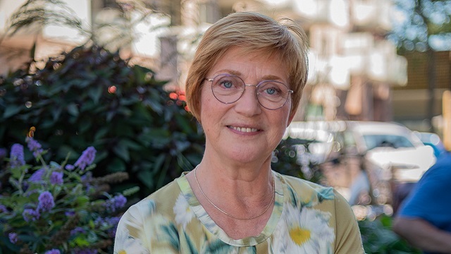 portretfoto Lyda Sneevliet-Radstaak