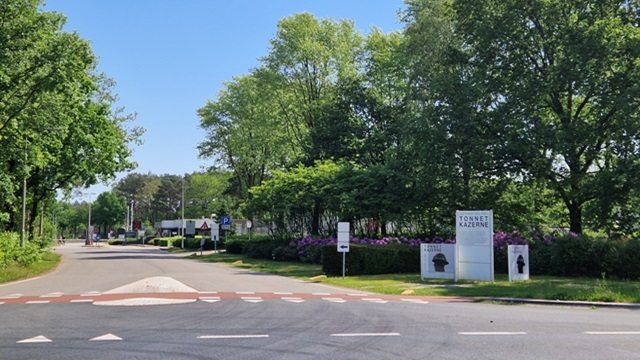 Ingang Tonnetkazerne 't Harde