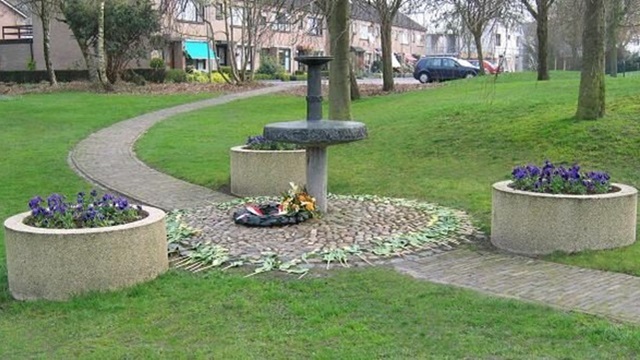 Het oorlogsmonument aan de Veldweg in Doornspijk