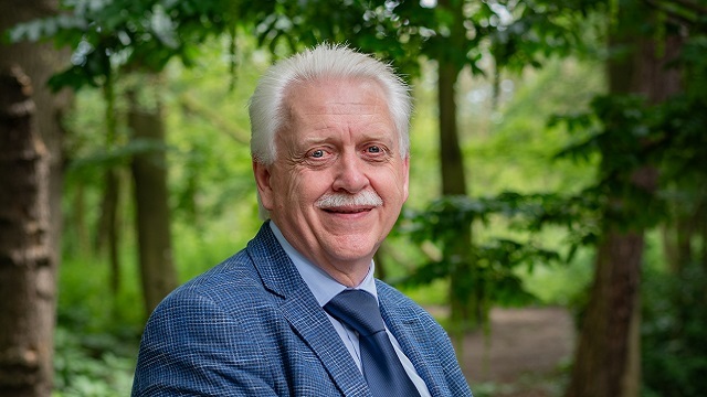 Portretfoto wethouder Henk Wessel